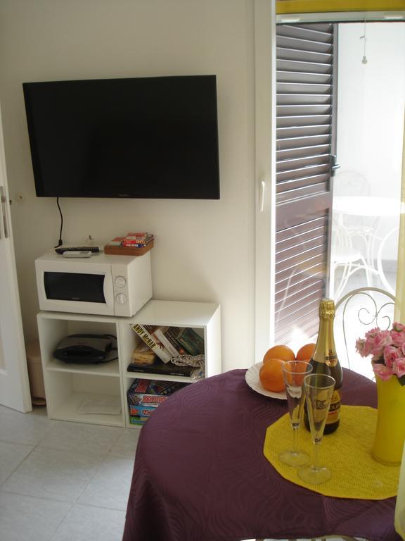 Apartment Tara Necujam Bilik gambar